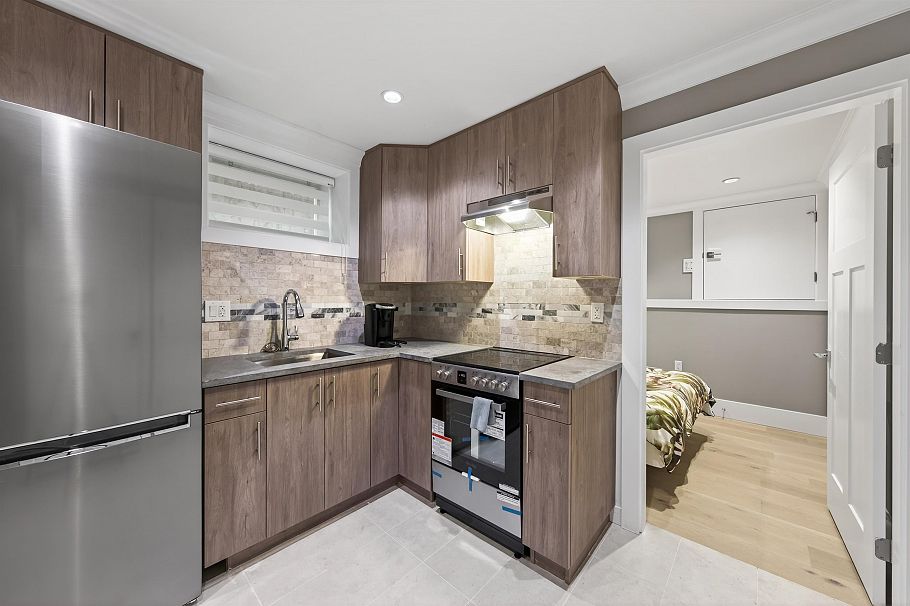 6532 Angus Drive Vancouver, BC - 17