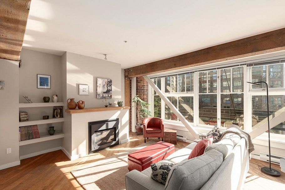 207 1178 Hamilton Street Vancouver, BC - 2