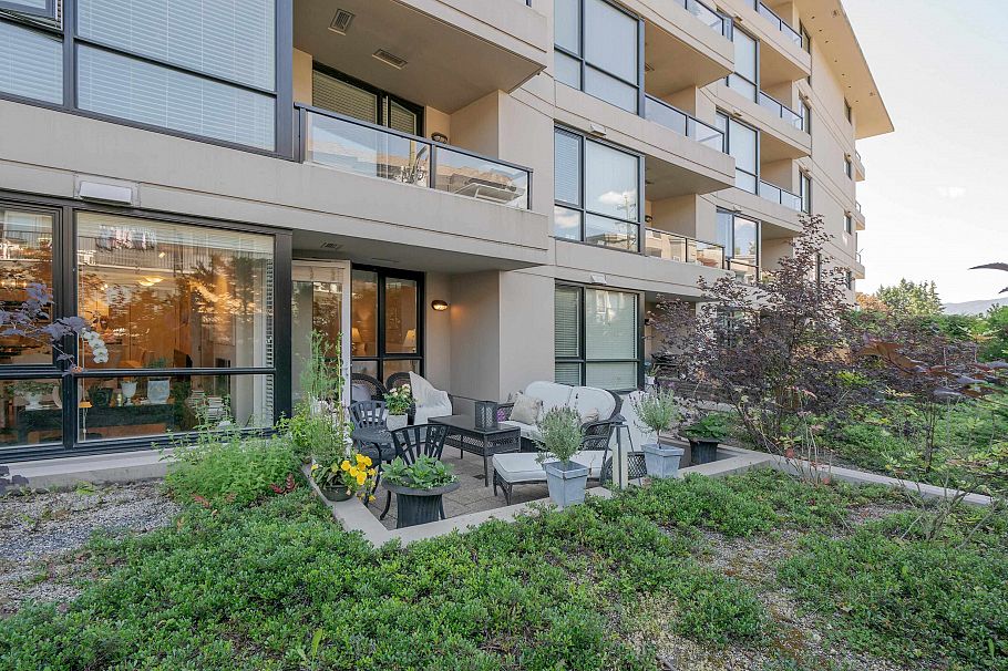 302 160 W 3rd Street North Vancouver, BC - 20