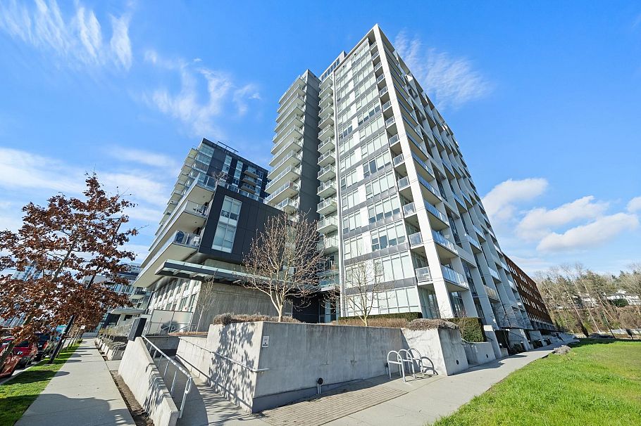 1405 3581 E Kent Avenue North Vancouver, BC - 36