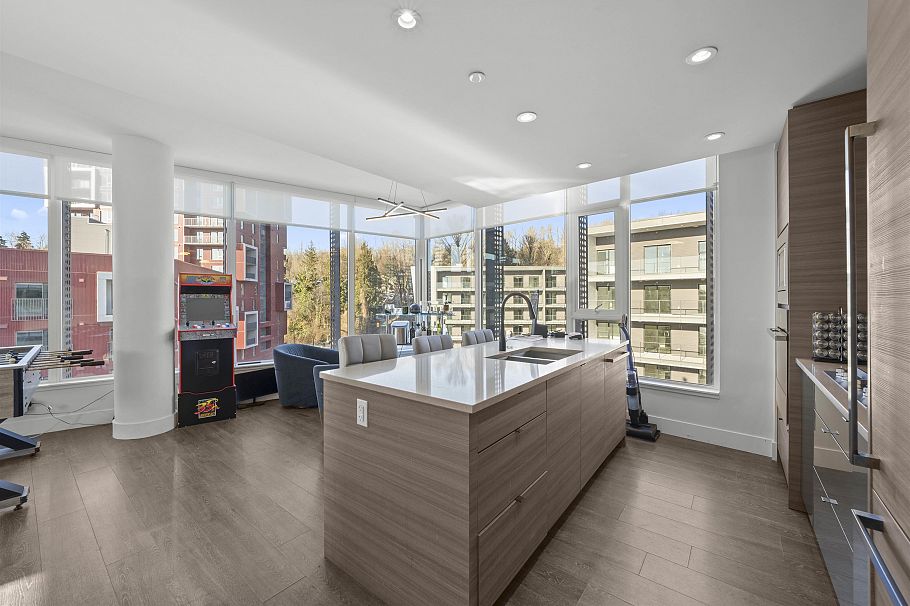 609 3438 Sawmill Crescent Vancouver, BC - 8