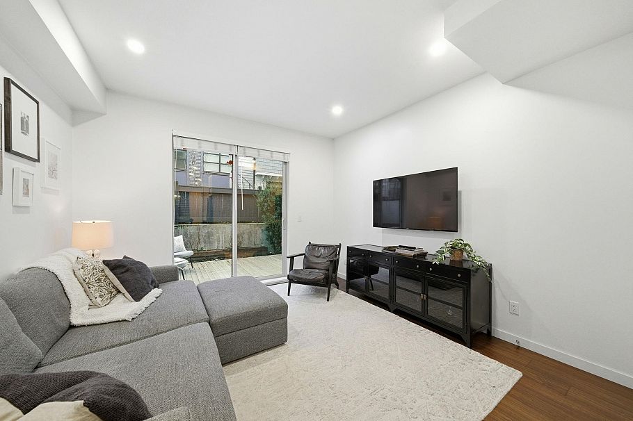 54 433 Seymour River Place North Vancouver, BC - 13