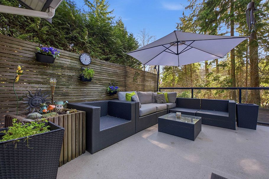 4535 Raeburn Street North Vancouver, BC - 39