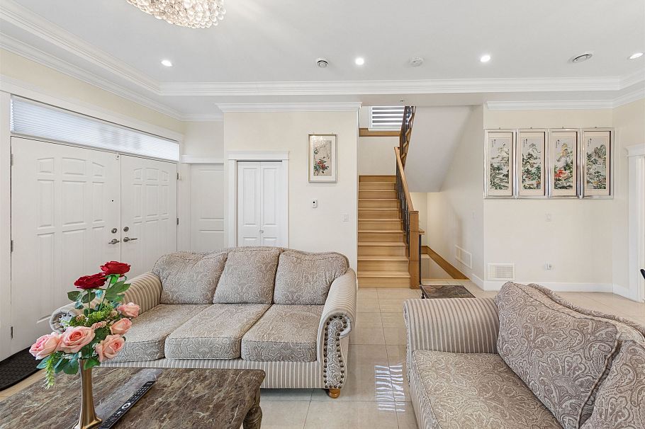 6182 Commercial Street Vancouver, BC - 8