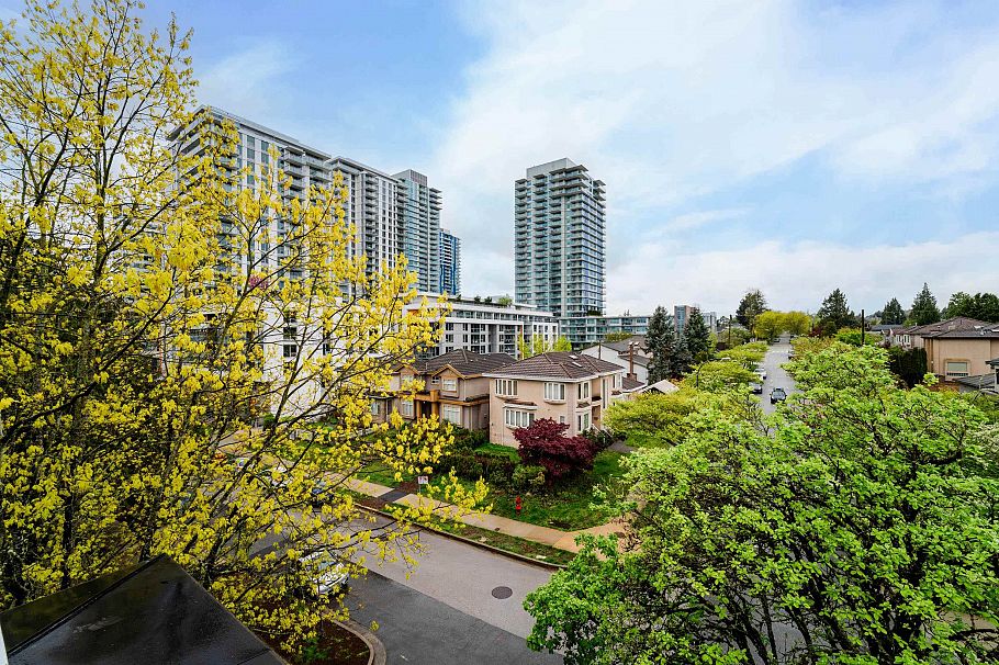 PH2 7988 Yukon Street Vancouver, BC - 33