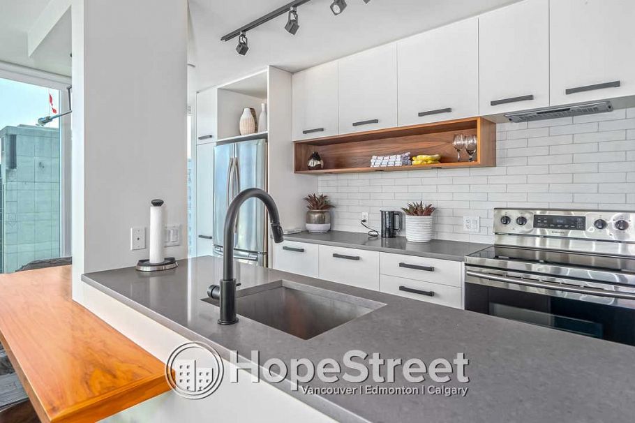 2207 610 GRANVILLE STREET, Vancouver BC V6C 3J3 Vancouver, BC - 7