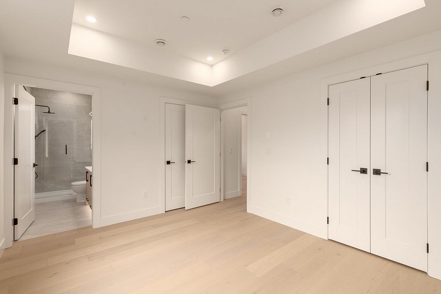 2 3508 E Pender Street Vancouver, BC - 14