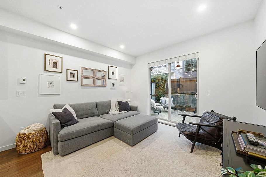 54 433 Seymour River Place North Vancouver, BC - 14