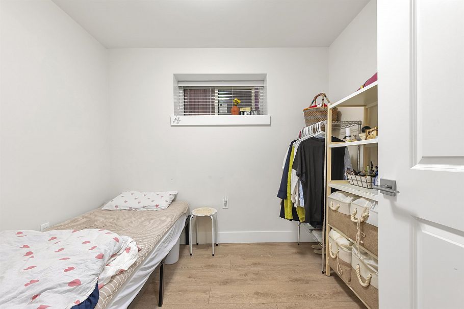 5887 Battison Street Vancouver, BC - 30