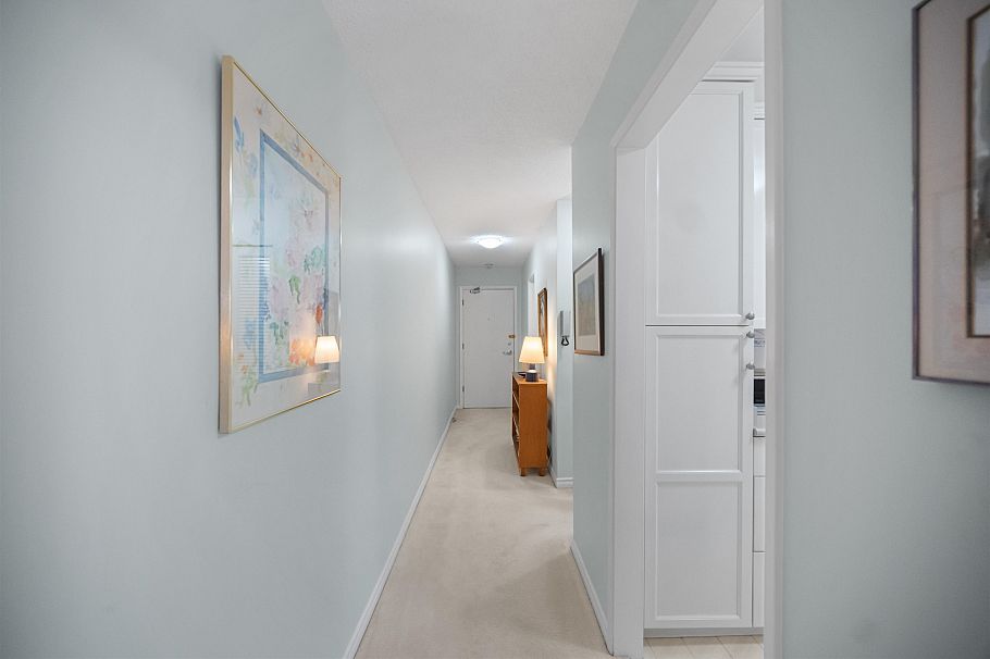 202 1066 W 13th Avenue Vancouver, BC - 2