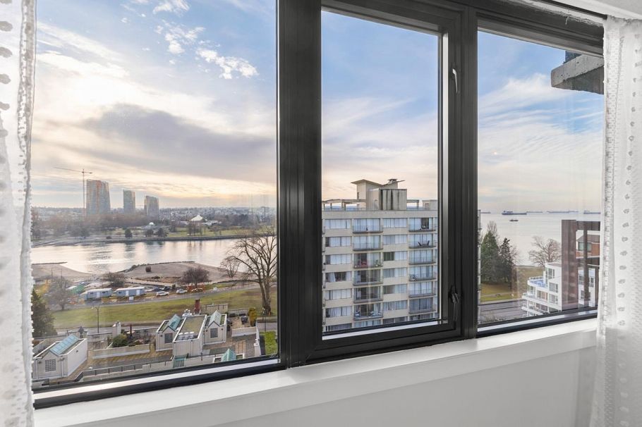 808 1330 Harwood Street Vancouver, BC - 16