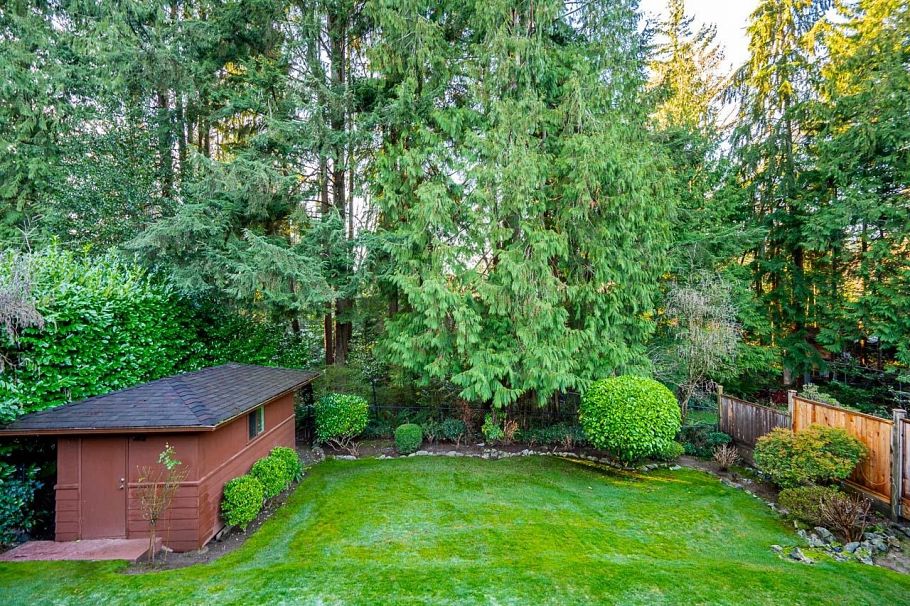 4695 Mapleridge Drive North Vancouver, BC - 10