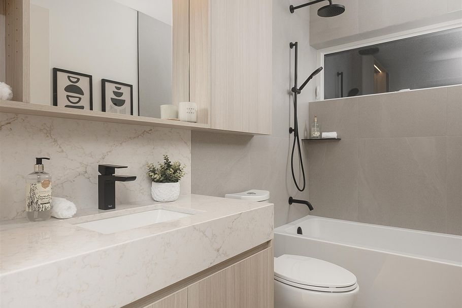 2 2755 W 11th Avenue Vancouver, BC - 14