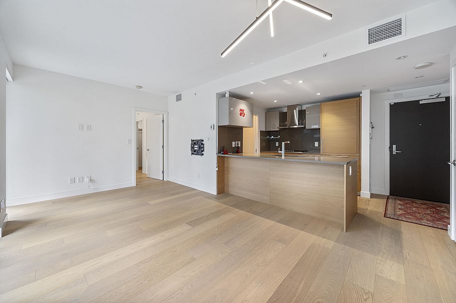 210 7128 Adera Street Vancouver, BC - 8