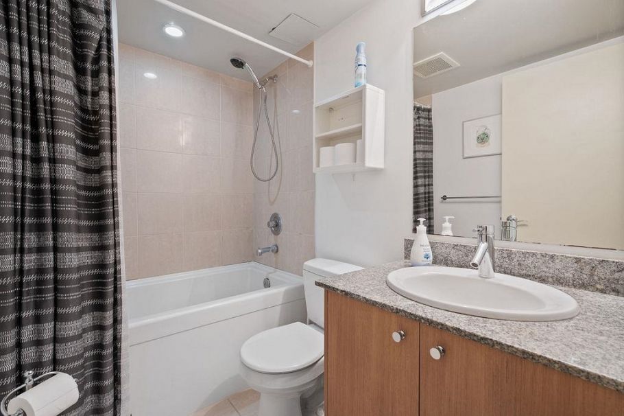 603 1212 Howe Street Vancouver, BC - 6