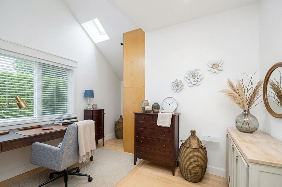 1232 Harris Avenue North Vancouver, BC - 30