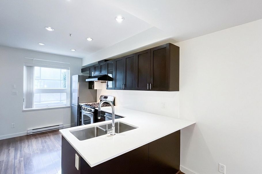 4888 Eldorado Mews Vancouver, BC - 10