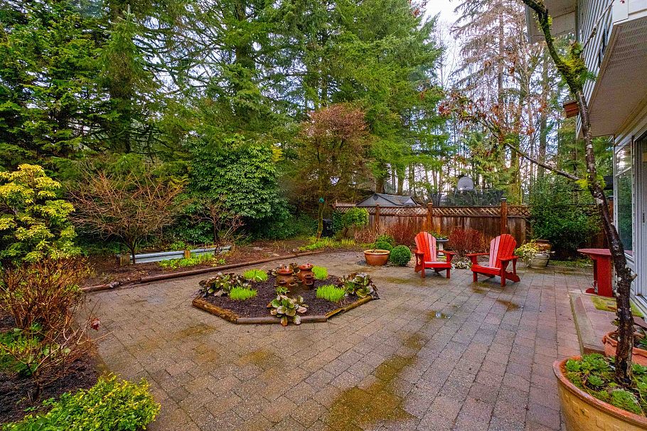 1485 Percy Court North Vancouver, BC - 35