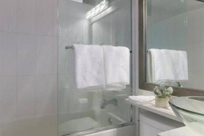 4666 Earles Street Vancouver, BC - 7