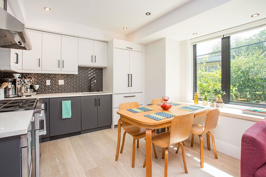 2 1152 Comox Street Vancouver, BC - 11