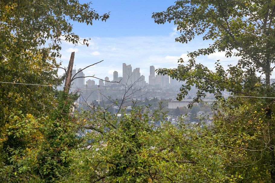 723 E 4th Street North Vancouver, BC - 23