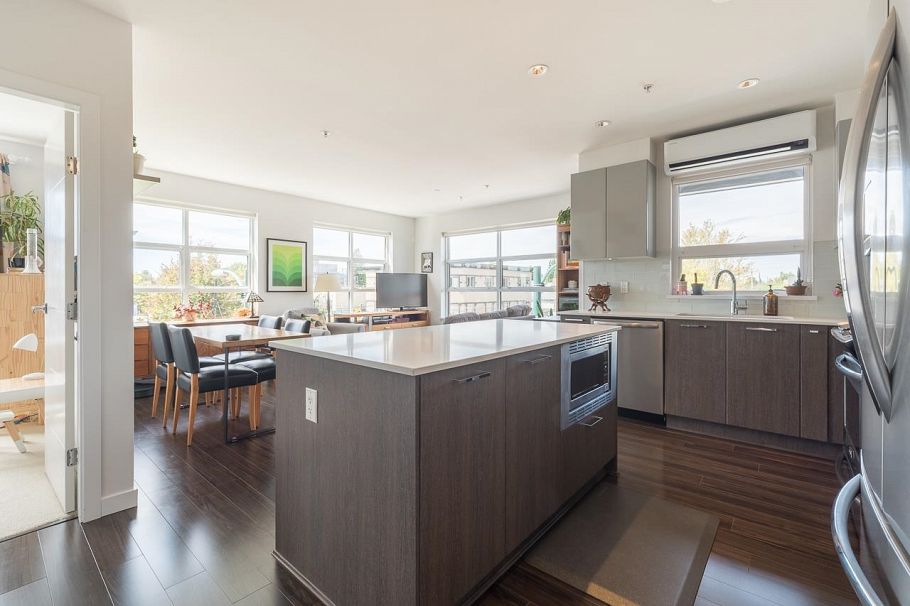 306 202 E 24th Avenue Vancouver, BC - 5