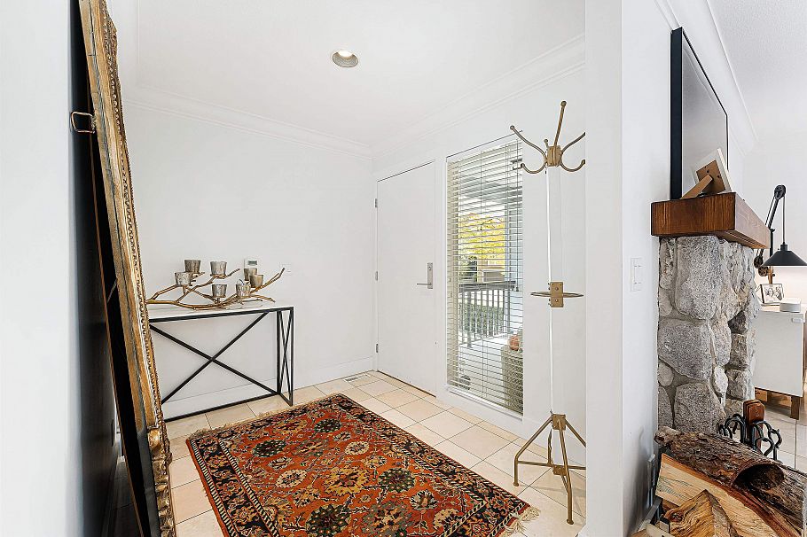 3968 Frames Place North Vancouver, BC - 13