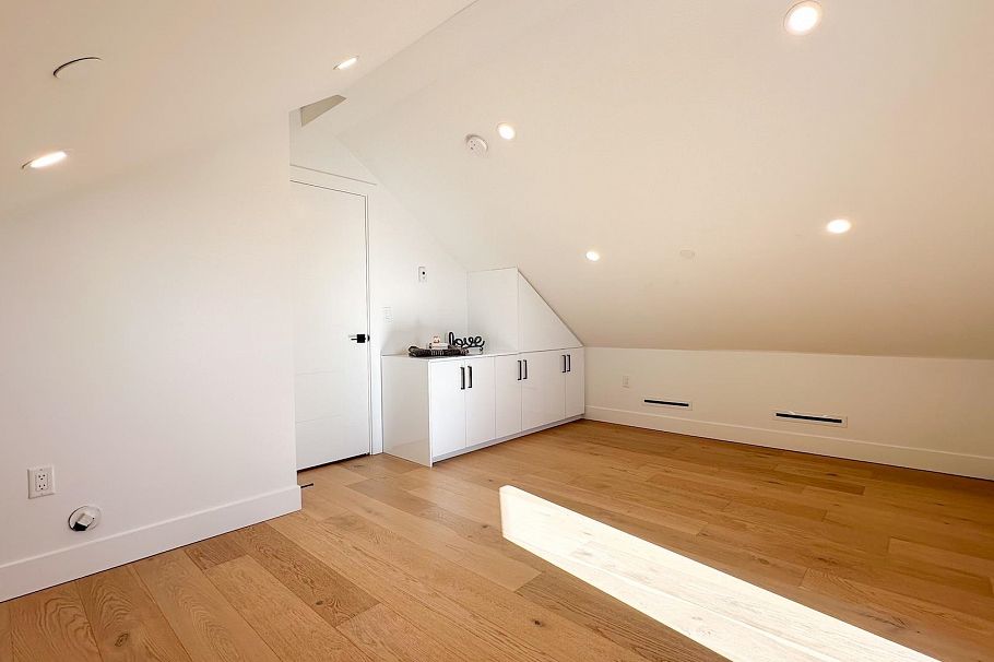 2723 Turner Street Vancouver, BC - 22