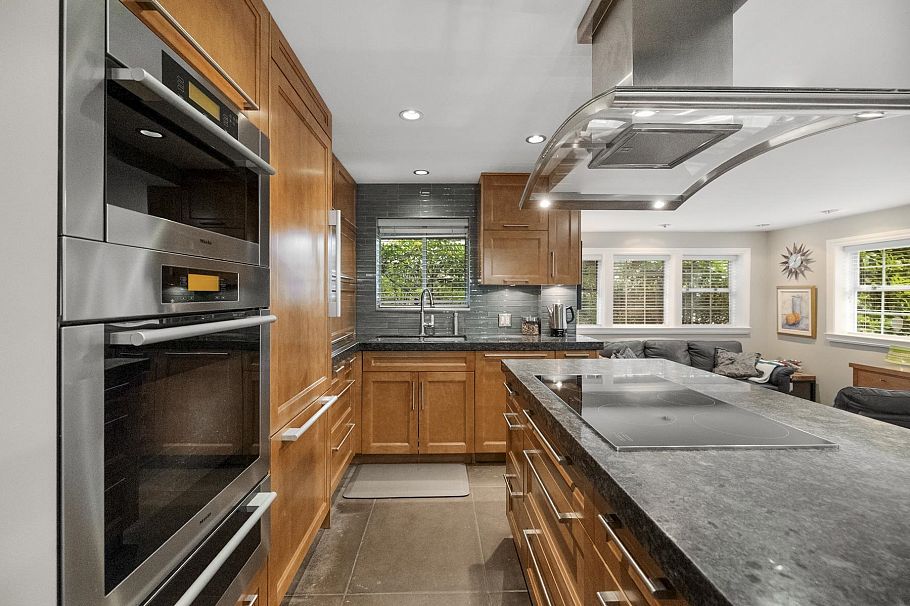 103 828 Gilford Street Vancouver, BC - 13