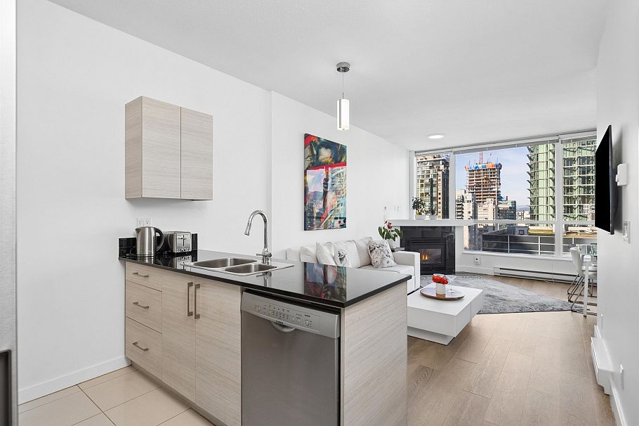 1605 1239 W Georgia Street Vancouver, BC - 8