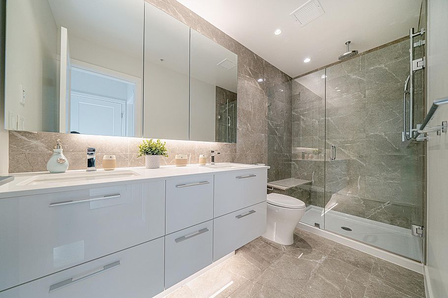 1711 5608 Berton Avenue Vancouver, BC - 12