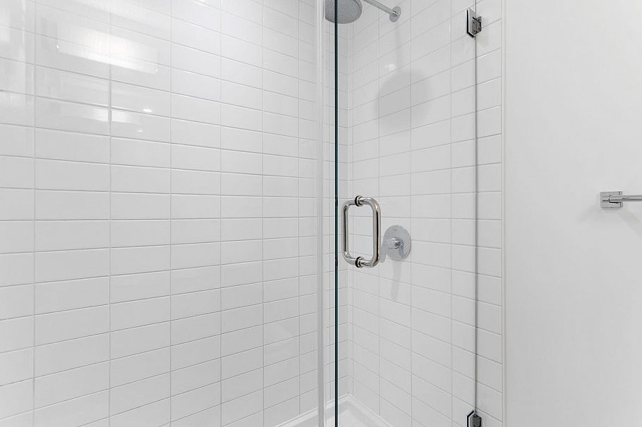 201 725 Marine Drive North Vancouver, BC - 22