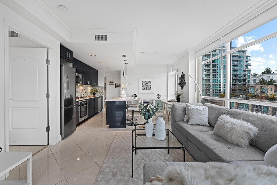 502 172 Victory Ship Way North Vancouver, BC - 9