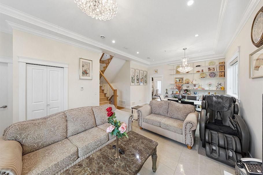 6182 Commercial Street Vancouver, BC - 7