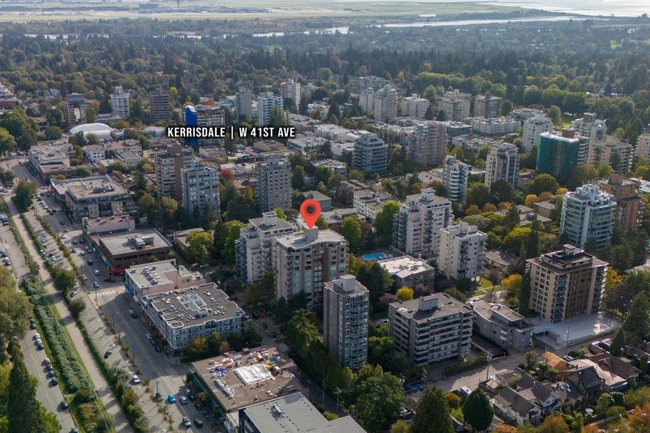 802 2108 W 38th Avenue Vancouver, BC - 38