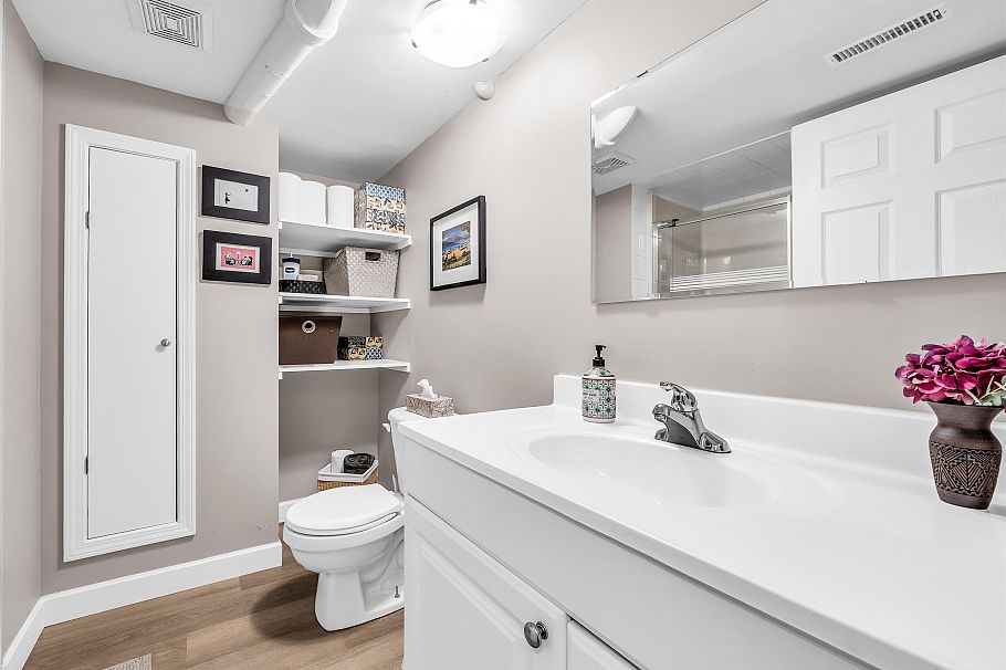 2690 Kitchener Street Vancouver, BC - 14