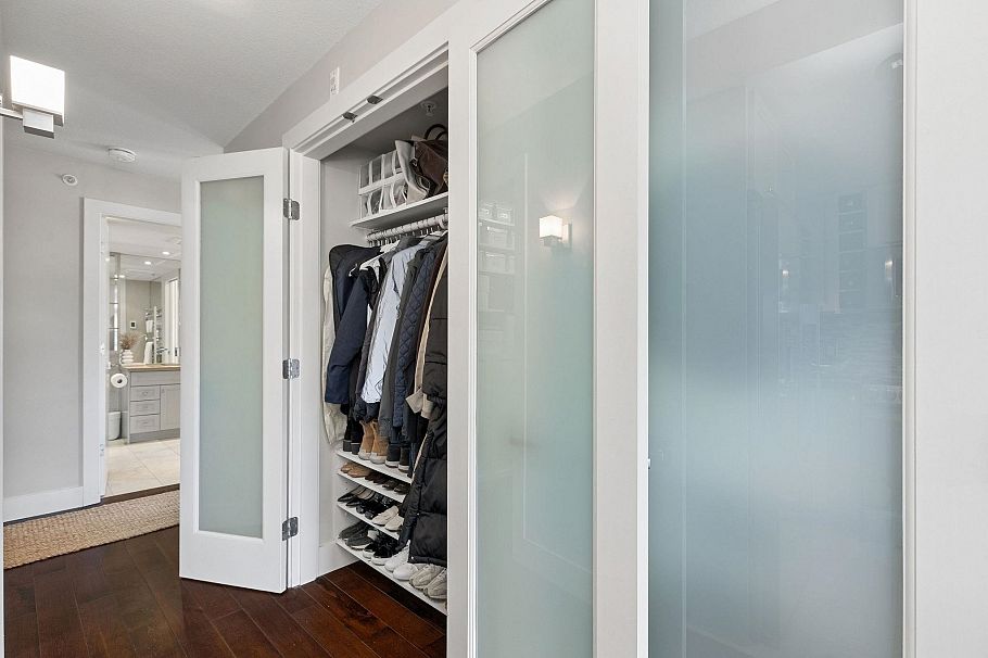 706 2137 W 10th Avenue Vancouver, BC - 27