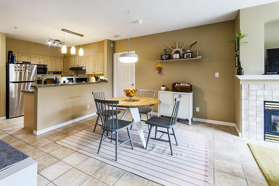 416 3629 Deercrest Drive North Vancouver, BC - 11