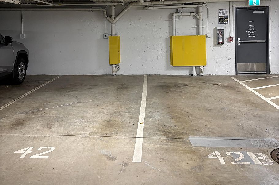 206 649 E 3rd Street North Vancouver, BC - 33