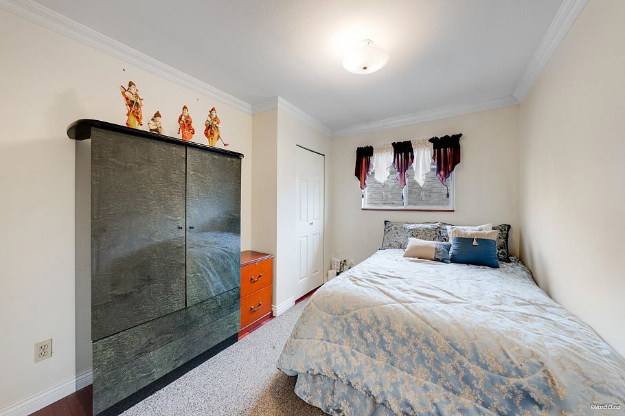 3450 Monmouth Avenue Vancouver, BC - 20