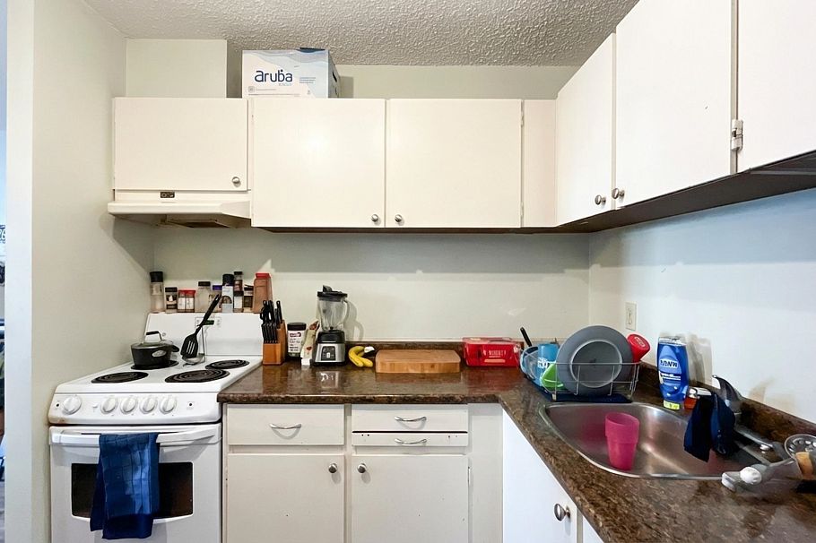 708 145 St. Georges Avenue North Vancouver, BC - 18