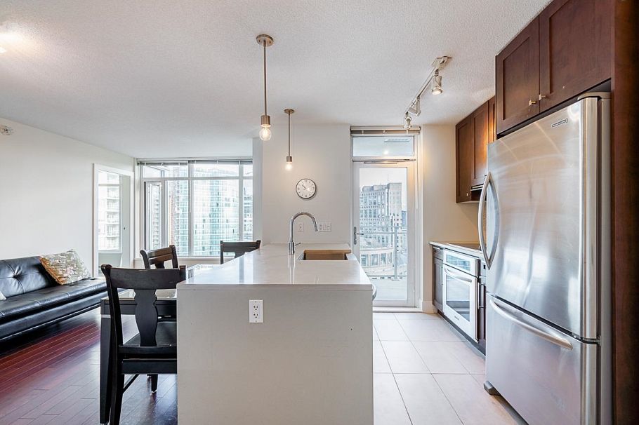 2504 888 Homer Street Vancouver, BC - 5