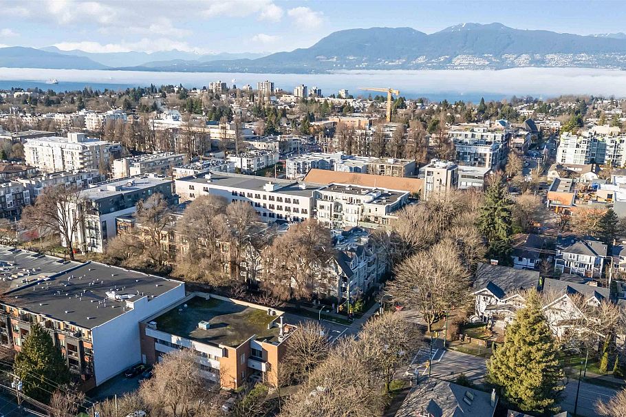 104 2755 Maple Street Vancouver, BC - 34