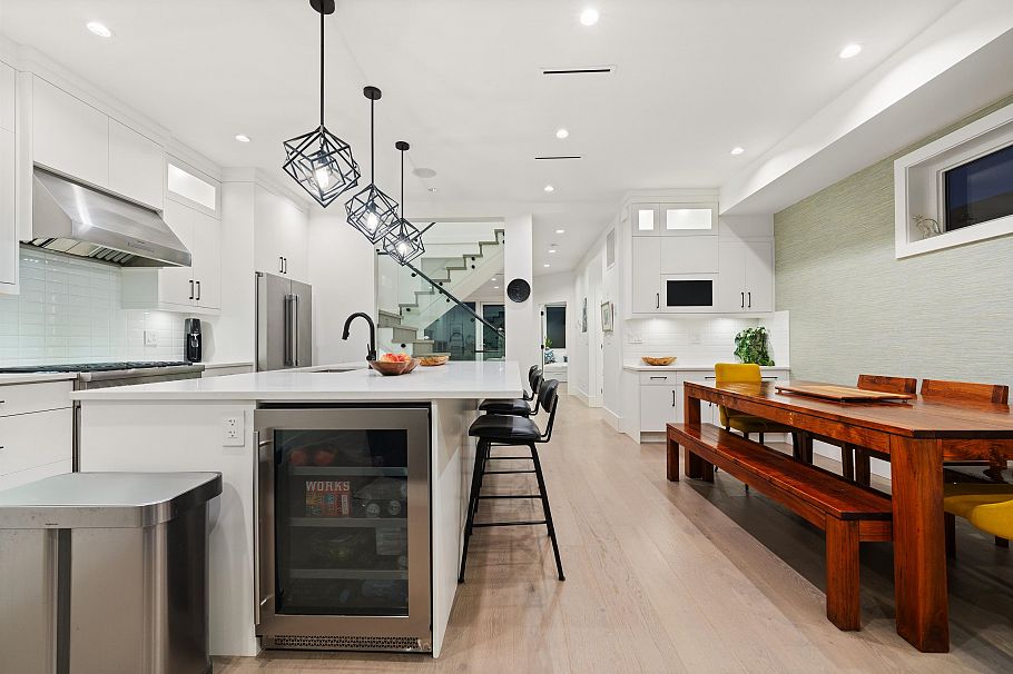 336 E Keith Road North Vancouver, BC - 6