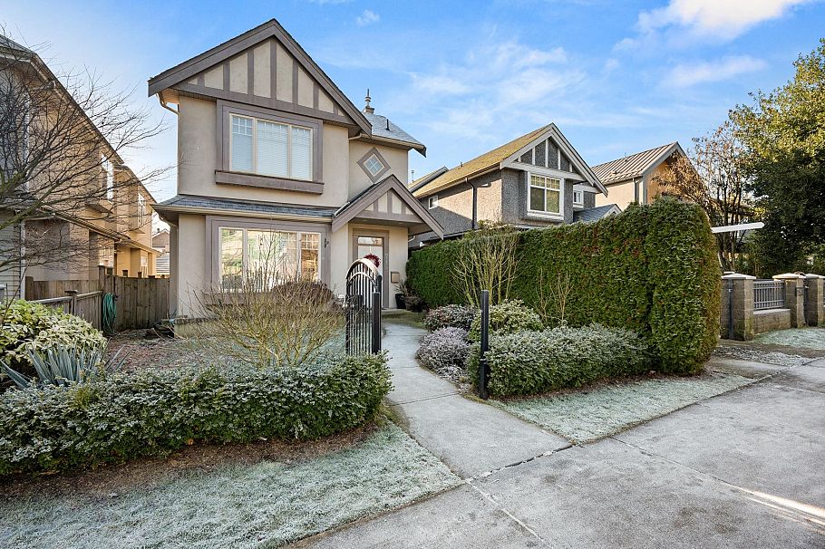 720 W 68th Avenue Vancouver, BC - 2