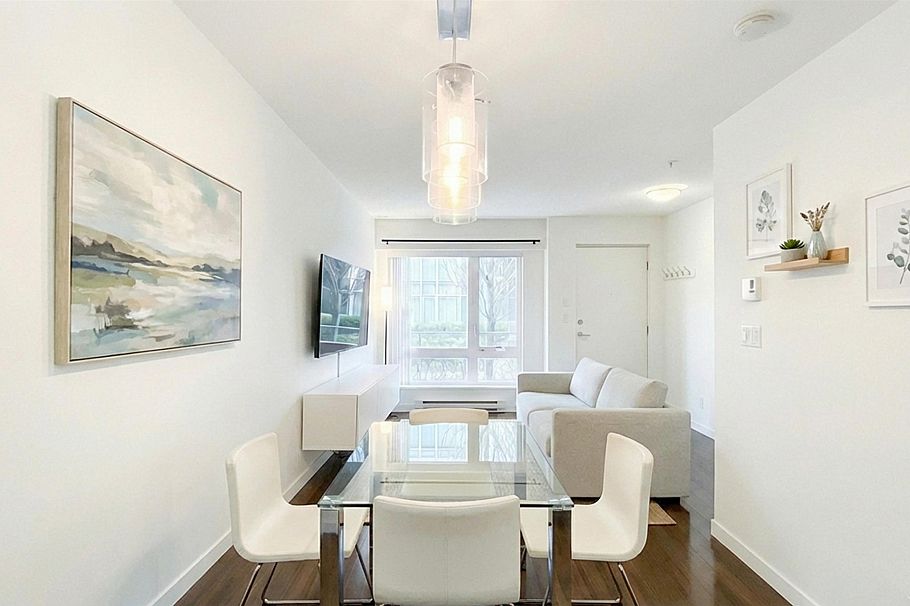 4888 Eldorado Mews Vancouver, BC - 4