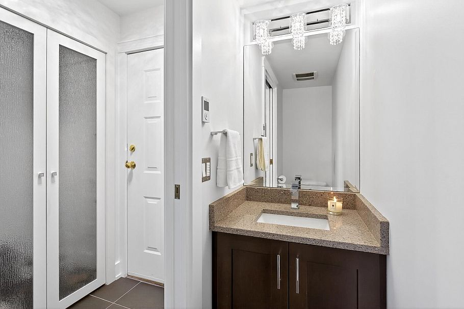 60 3436 Terra Vita Place Vancouver, BC - 23