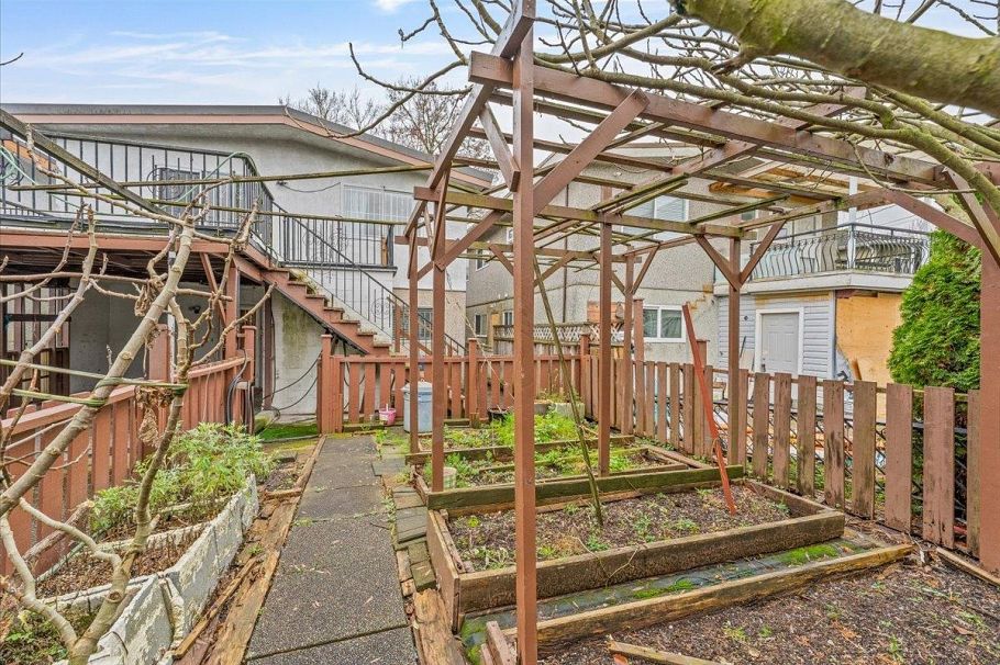 3279 Parker Street Vancouver, BC - 38