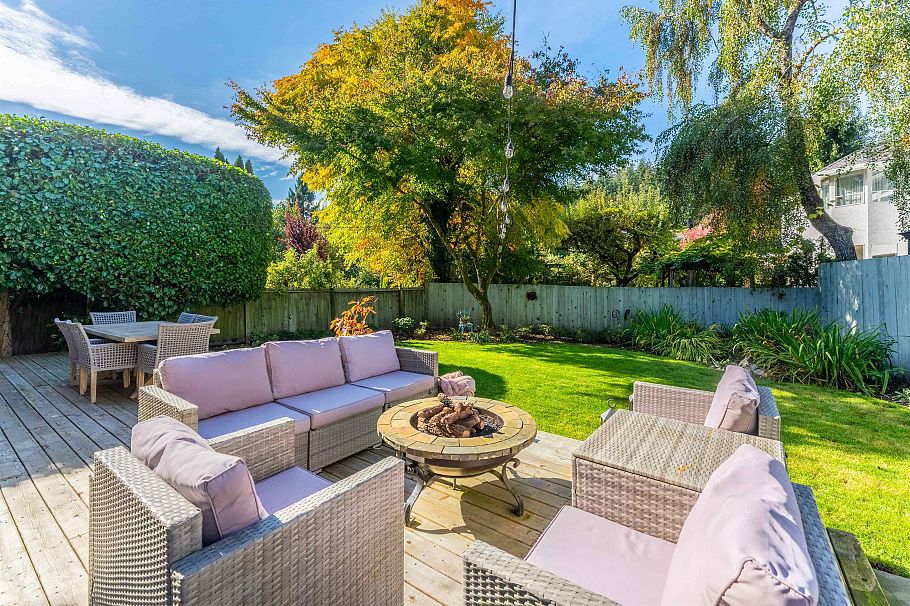 3968 Frames Place North Vancouver, BC - 21