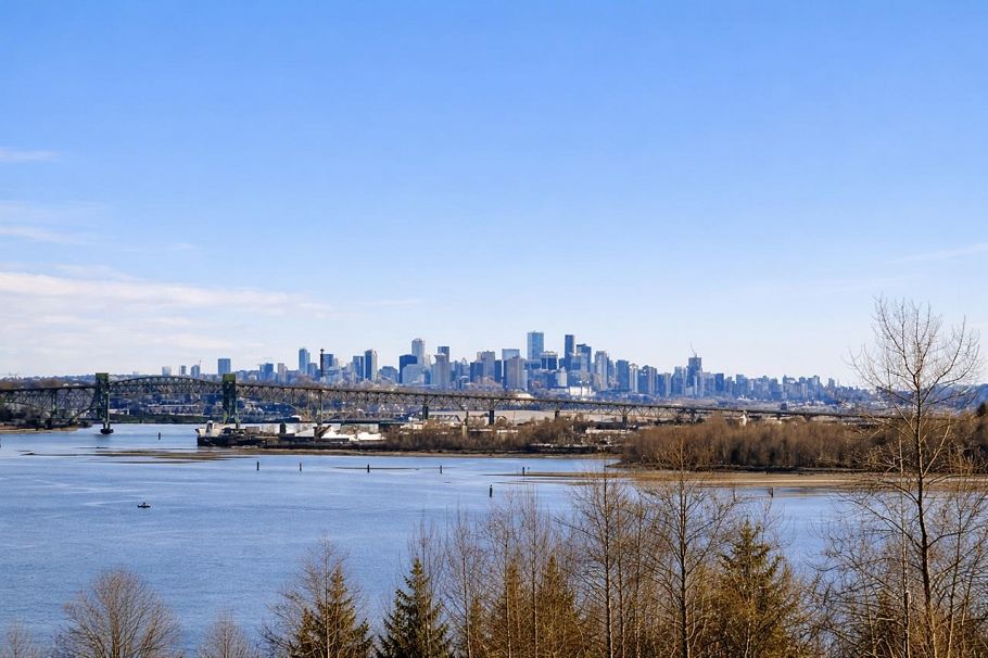 416 3629 Deercrest Drive North Vancouver, BC - 33